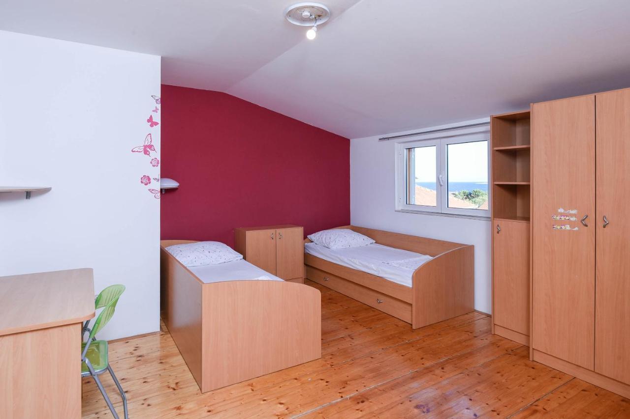 Apartments Karla Оребич Екстер'єр фото