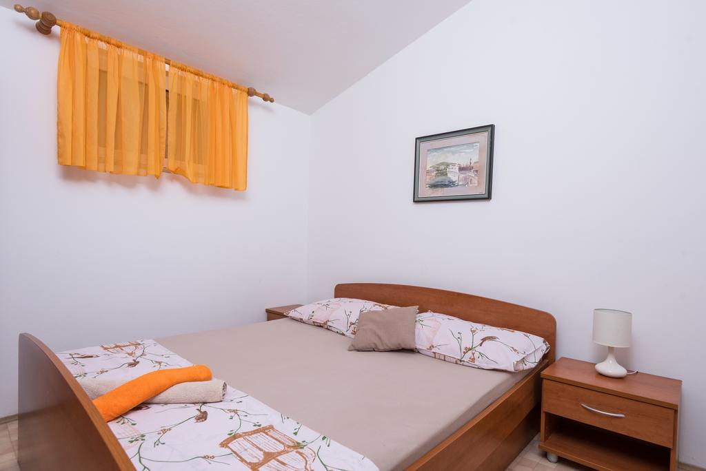 Apartments Karla Оребич Екстер'єр фото